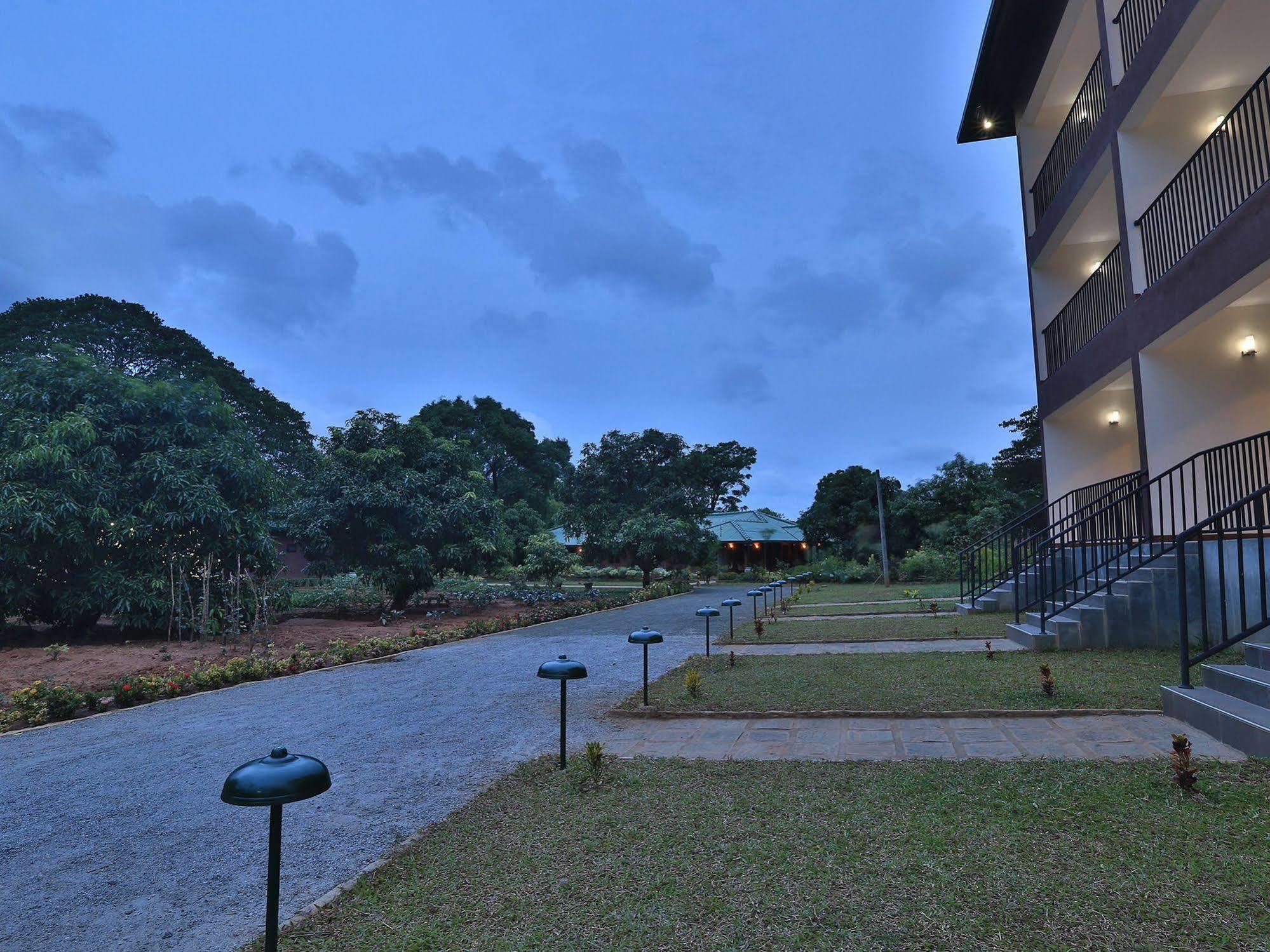 Grand & Gangula Hotel Dambulla Luaran gambar