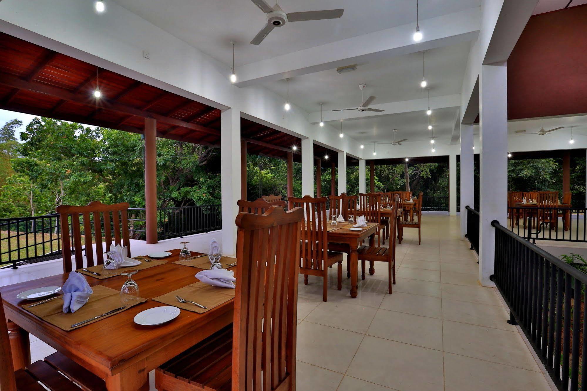 Grand & Gangula Hotel Dambulla Luaran gambar